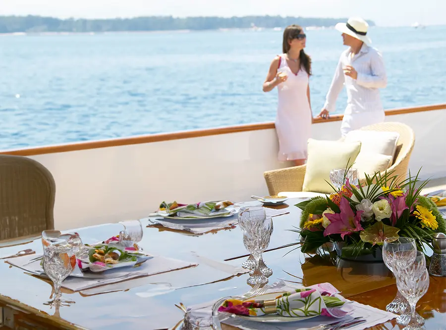 What other insurance coverage should a yacht charterer consider?